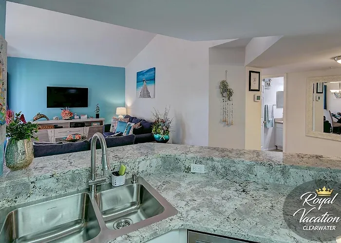Royal Dream At Avalon Clearwater - Pool & Free Parking - 10 Min Drive To Clearwater *